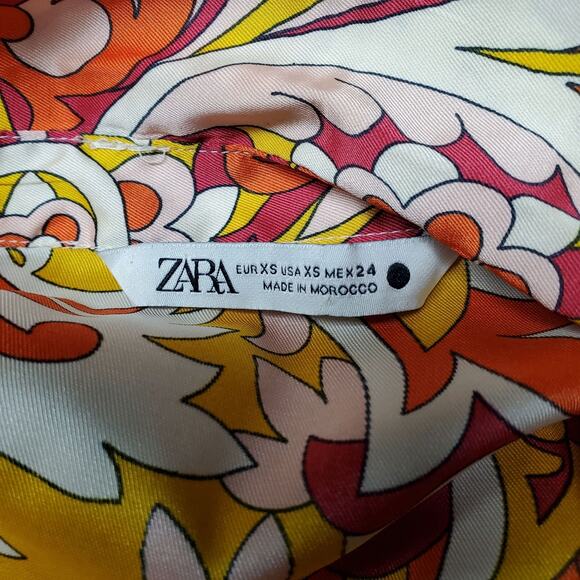 Zara Printed Abstract Colorful Cropped Button-Up Blouse - Size XS - Picture 4 of 6